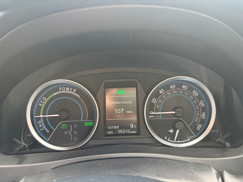 Toyota Auris 1.8 VVT-h Icon Hatchback 5dr Petrol Hybrid CVT Euro 5 (s/s) (136 ps) 5dr Automatic 2026