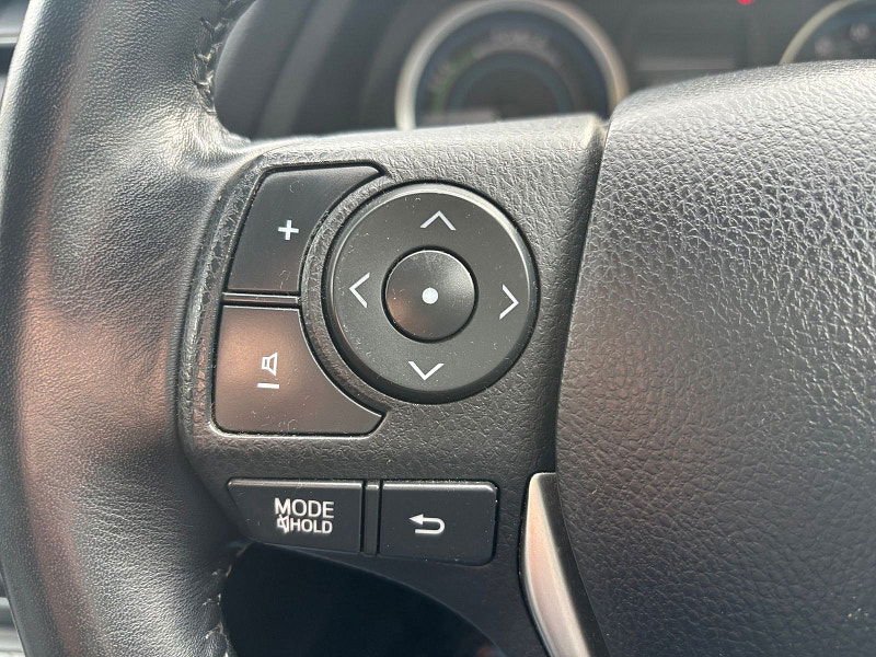 Toyota Auris 1.8 VVT-h Icon Hatchback 5dr Petrol Hybrid CVT Euro 5 (s/s) (136 ps) 5dr Automatic 2026