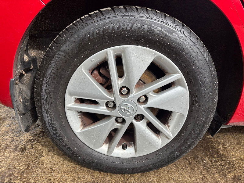 Toyota Auris 1.8 VVT-h Icon Hatchback 5dr Petrol Hybrid CVT Euro 5 (s/s) (136 ps) 5dr Automatic 2026