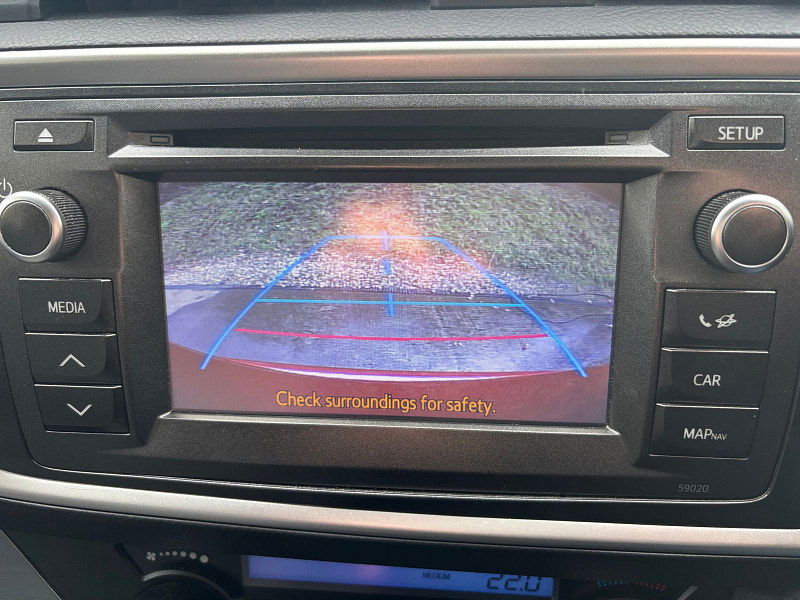 Toyota Auris 1.8 VVT-h Icon Hatchback 5dr Petrol Hybrid CVT Euro 5 (s/s) (136 ps) 5dr Automatic 2026