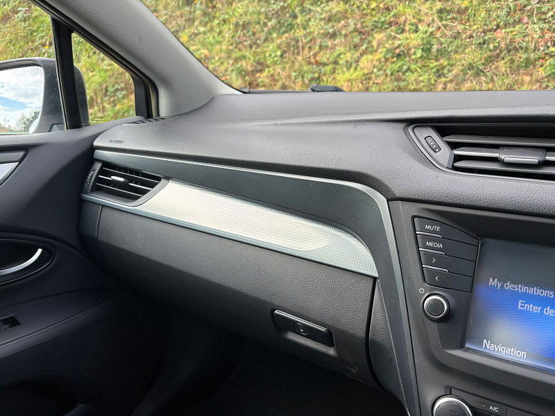 Toyota Avensis 2.0 D-4D Business Edition Plus Saloon 4dr Diesel Manual Euro 6 (s/s) (143 ps) 4dr Manual 2025