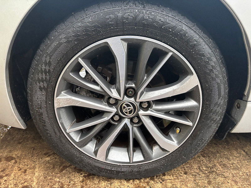 Toyota Avensis 2.0 D-4D Business Edition Plus Saloon 4dr Diesel Manual Euro 6 (s/s) (143 ps) 4dr Manual 2025