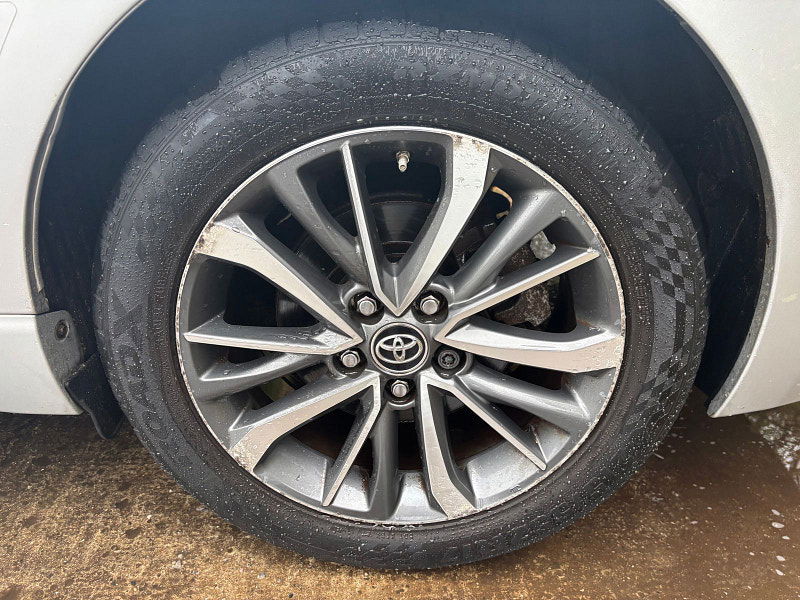 Toyota Avensis 2.0 D-4D Business Edition Plus Saloon 4dr Diesel Manual Euro 6 (s/s) (143 ps) 4dr Manual 2025