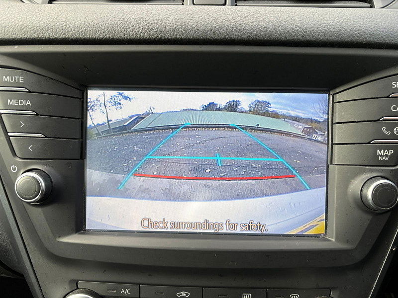 Toyota Avensis 2.0 D-4D Business Edition Plus Saloon 4dr Diesel Manual Euro 6 (s/s) (143 ps) 4dr Manual 2025