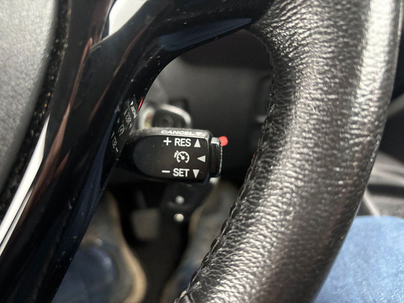 Toyota Aygo 1.0 VVT-i x-play Hatchback 5dr Petrol Manual Euro 6 (71 ps) 5dr Manual 2025