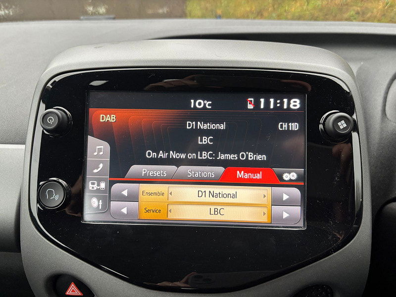 Toyota Aygo 1.0 VVT-i x-play Hatchback 5dr Petrol Manual Euro 6 (71 ps) 5dr Manual 2025