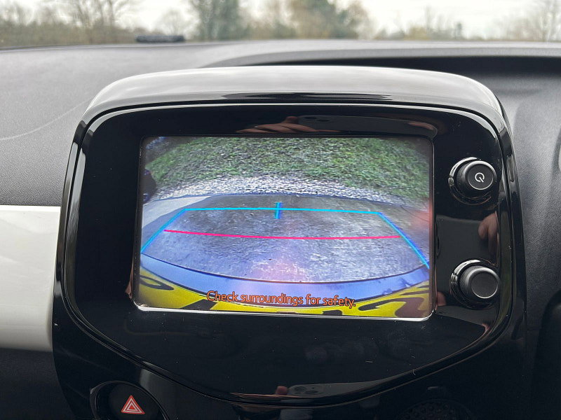 Toyota Aygo 1.0 VVT-i x-press Hatchback 5dr Petrol Manual Euro 6 (68 ps) 5dr Manual 2026