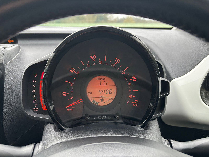 Toyota Aygo 1.0 VVT-i x-press Hatchback 5dr Petrol Manual Euro 6 (68 ps) 5dr Manual 2026