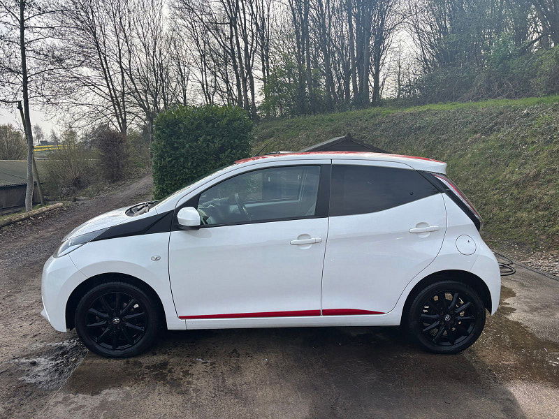 Toyota Aygo 1.0 VVT-i x-press Hatchback 5dr Petrol Manual Euro 6 (68 ps) 5dr Manual 2026