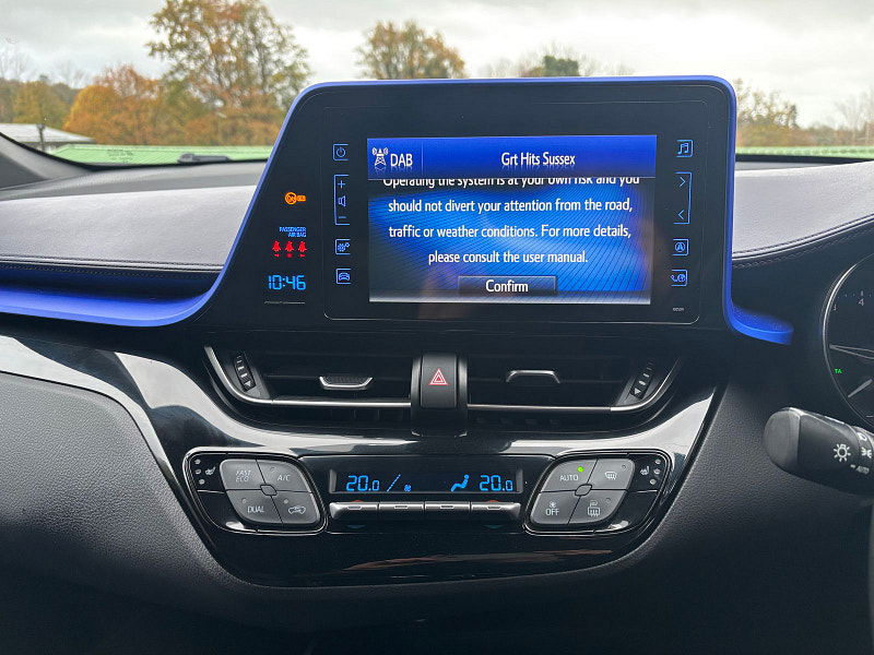 Toyota C-HR 1.2 VVT-i Dynamic SUV 5dr Petrol Manual Euro 6 (s/s) (115 ps) 5dr Manual 2025