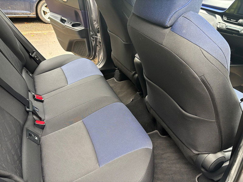 Toyota C-HR 1.2 VVT-i Dynamic SUV 5dr Petrol Manual Euro 6 (s/s) (115 ps) 5dr Manual 2025