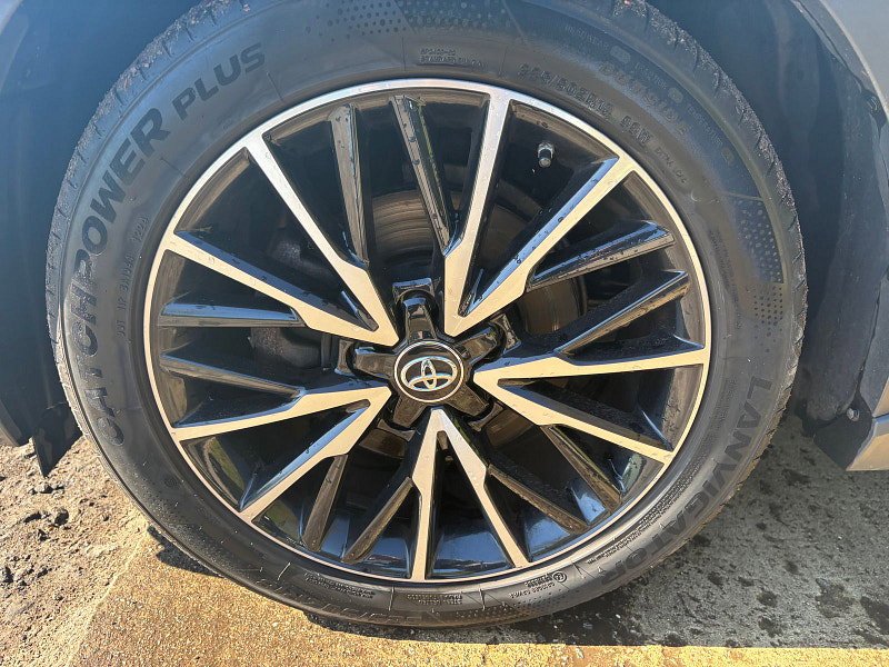 Toyota C-HR 1.8 VVT-h Excel SUV 5dr Petrol Hybrid CVT Euro 6 (s/s) (122 ps) 5dr Automatic 2026