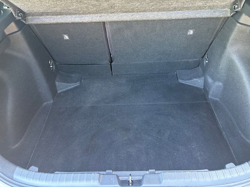 Toyota Corolla 1.8 VVT-h GPF Icon Tech Hatchback 5dr Petrol Hybrid CVT Euro 6 (s/s) (122 ps) 5dr Automatic 2026