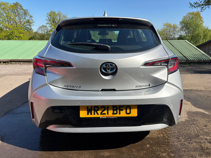 Toyota Corolla 1.8 VVT-h GPF Icon Tech Hatchback 5dr Petrol Hybrid CVT Euro 6 (s/s) (122 ps) 5dr Automatic 2026