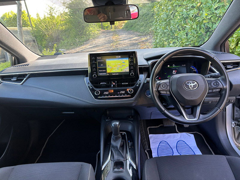 Toyota Corolla 1.8 VVT-h GPF Icon Tech Hatchback 5dr Petrol Hybrid CVT Euro 6 (s/s) (122 ps) 5dr Automatic 2026