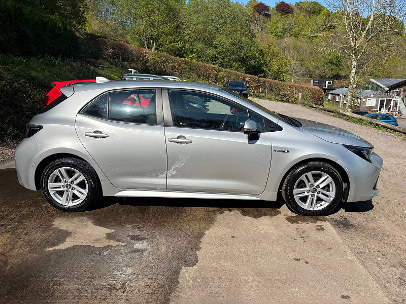 Toyota Corolla 1.8 VVT-h GPF Icon Tech Hatchback 5dr Petrol Hybrid CVT Euro 6 (s/s) (122 ps) 5dr Automatic 2026