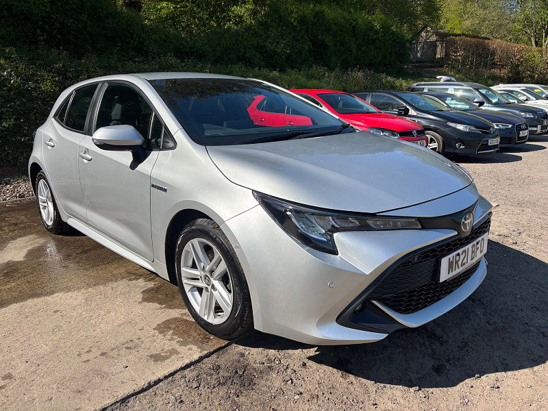 Toyota Corolla 1.8 VVT-h GPF Icon Tech Hatchback 5dr Petrol Hybrid CVT Euro 6 (s/s) (122 ps) 5dr Automatic 2026