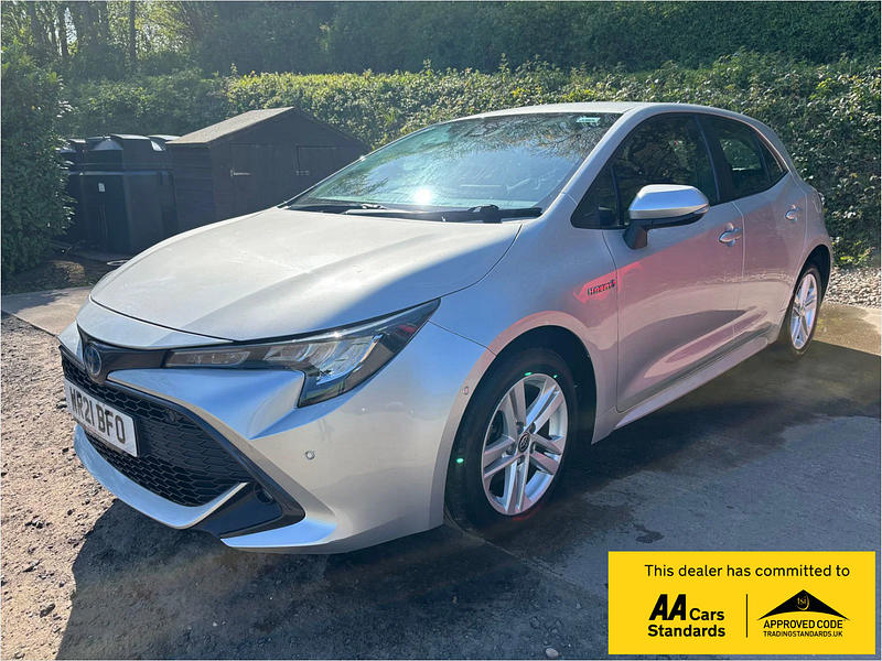 Toyota Corolla 1.8 VVT-h GPF Icon Tech Hatchback 5dr Petrol Hybrid CVT Euro 6 (s/s) (122 ps) 5dr Automatic 2026