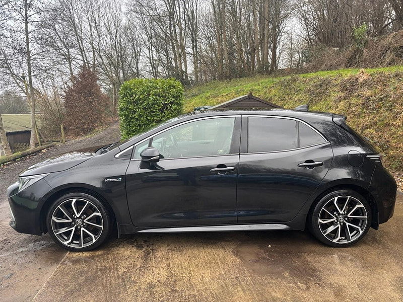 Toyota Corolla 2.0 VVT-h Excel Hatchback 5dr Petrol Hybrid CVT Euro 6 (s/s) (184 ps) 5dr Automatic 2025