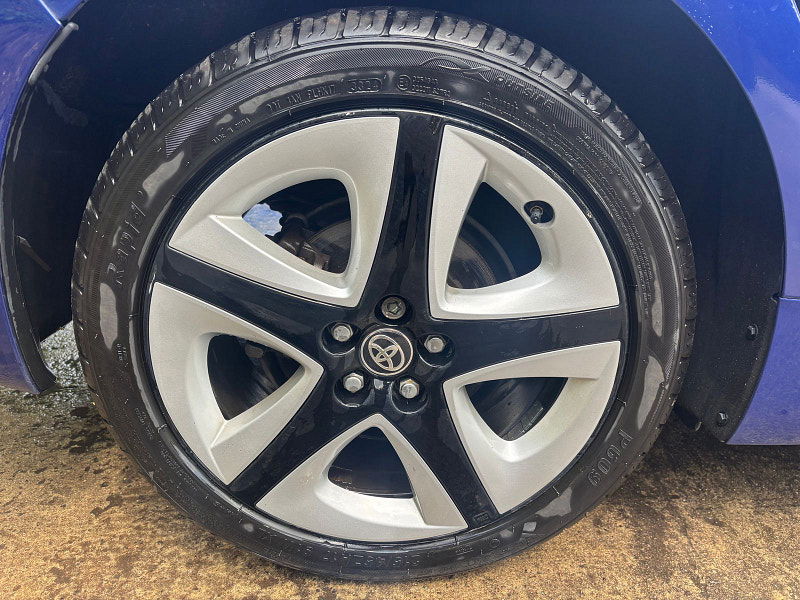 Toyota Prius 1.8 VVT-h Excel Hatchback 5dr Petrol Hybrid CVT Euro 6 (s/s) (15in Alloy) (122 ps) 5dr Automatic 2025