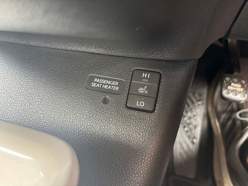 Toyota Prius 1.8 VVT-h Excel Hatchback 5dr Petrol Hybrid CVT Euro 6 (s/s) (15in Alloy) (122 ps) 5dr Automatic 2025