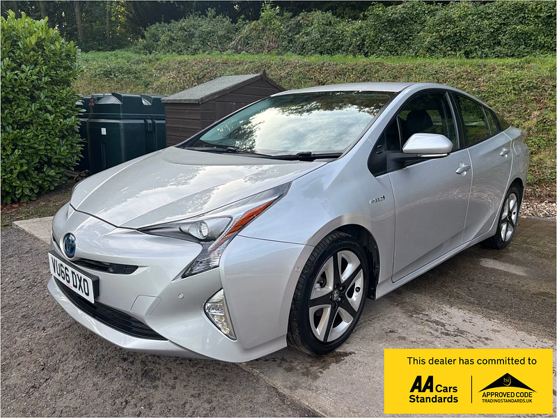 Toyota Prius 1.8 VVT-h Excel Hatchback 5dr Petrol Hybrid CVT Euro 6 (s/s) (15in Alloy) (122 ps) 5dr Automatic 2025