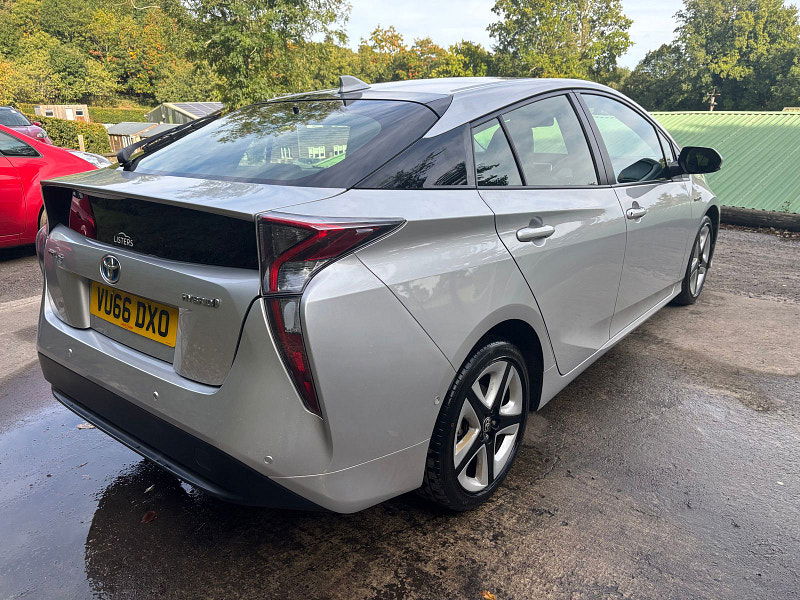 Toyota Prius 1.8 VVT-h Excel Hatchback 5dr Petrol Hybrid CVT Euro 6 (s/s) (15in Alloy) (122 ps) 5dr Automatic 2025