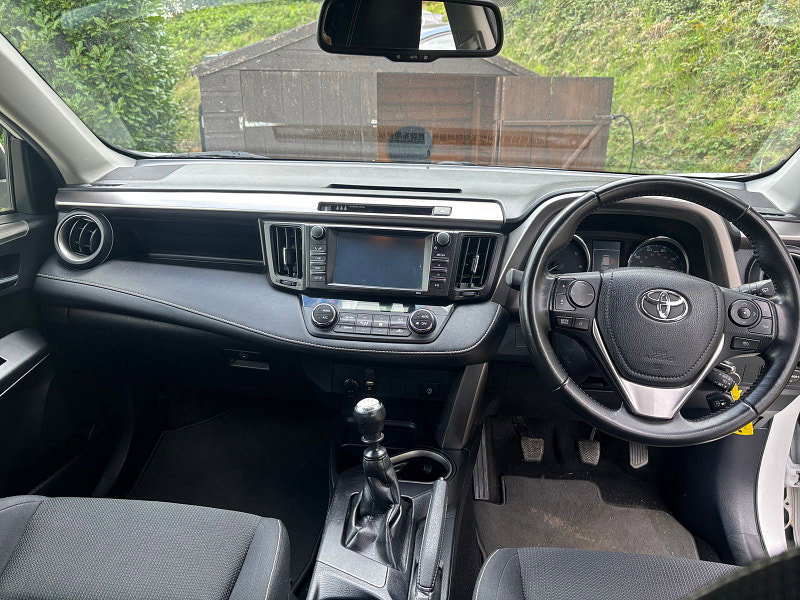 Toyota RAV4 2.0 D-4D Business Edition SUV 5dr Diesel Manual Euro 6 (s/s) (143 ps) 5dr Manual 2026