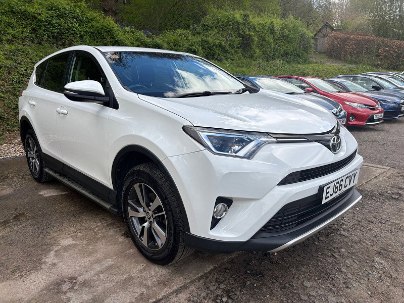 Toyota RAV4 2.0 D-4D Business Edition SUV 5dr Diesel Manual Euro 6 (s/s) (143 ps) 5dr Manual 2026