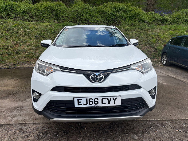 Toyota RAV4 2.0 D-4D Business Edition SUV 5dr Diesel Manual Euro 6 (s/s) (143 ps) 5dr Manual 2026