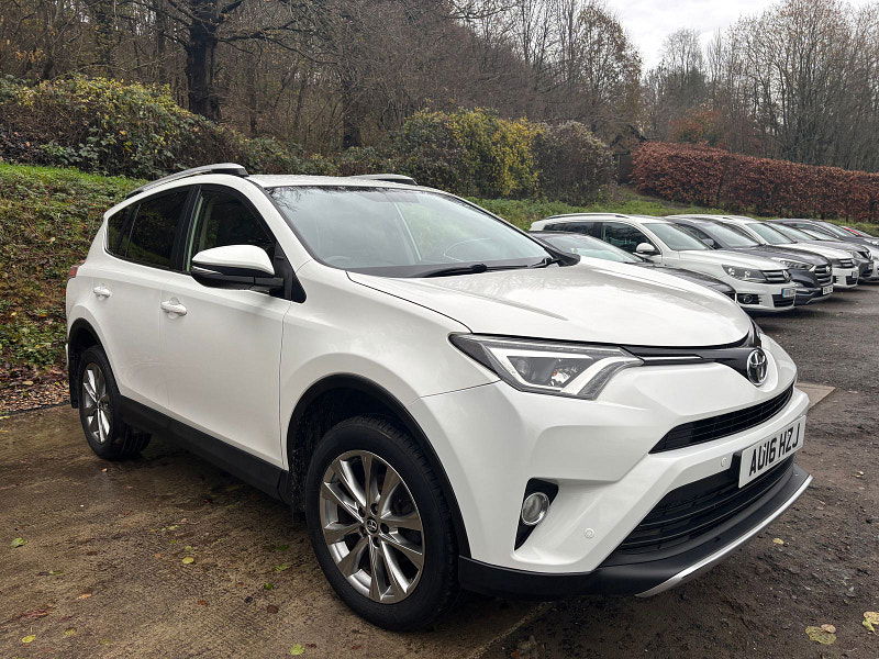 Toyota RAV4 2.0 D-4D Excel SUV 5dr Diesel Manual Euro 6 (s/s) (143 ps) 5dr Manual 2025
