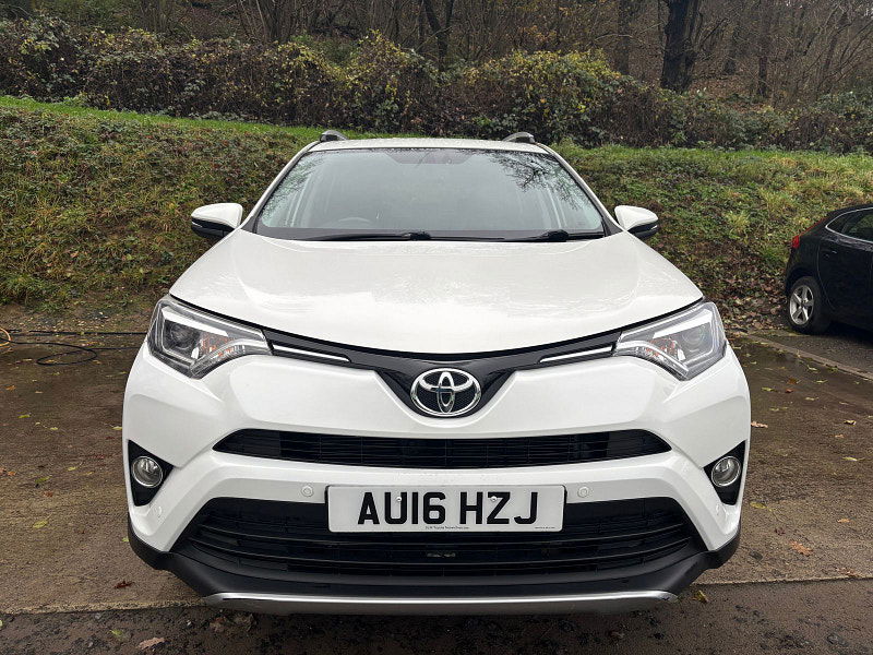 Toyota RAV4 2.0 D-4D Excel SUV 5dr Diesel Manual Euro 6 (s/s) (143 ps) 5dr Manual 2025