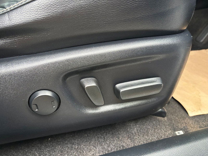 Toyota RAV4 2.0 D-4D Excel SUV 5dr Diesel Manual Euro 6 (s/s) (143 ps) 5dr Manual 2025