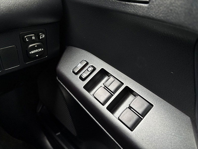 Toyota RAV4 2.0 D-4D Excel SUV 5dr Diesel Manual Euro 6 (s/s) (143 ps) 5dr Manual 2025