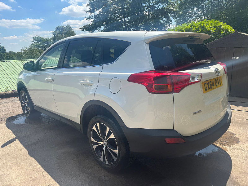 Toyota RAV4 2.0 D-4D Icon SUV 5dr Diesel Manual 2WD Euro 5 (s/s) (124 ps) 5dr Manual 2025