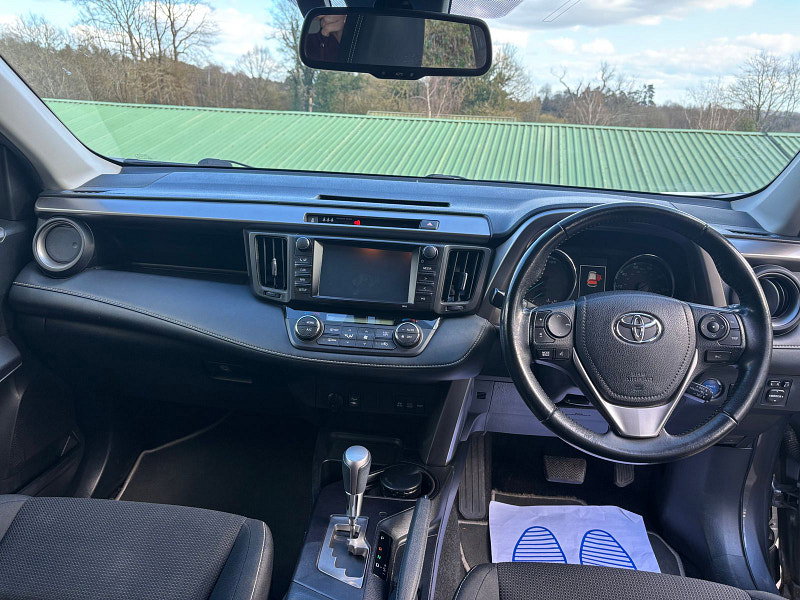 Toyota RAV4 2.5 VVT-h Icon SUV 5dr Petrol Hybrid CVT Euro 6 (s/s) (197 ps) 5dr Automatic 2026