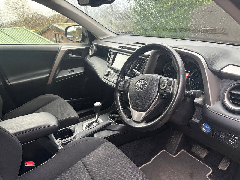 Toyota RAV4 2.5 VVT-h Icon SUV 5dr Petrol Hybrid CVT Euro 6 (s/s) (197 ps) 5dr Automatic 2026