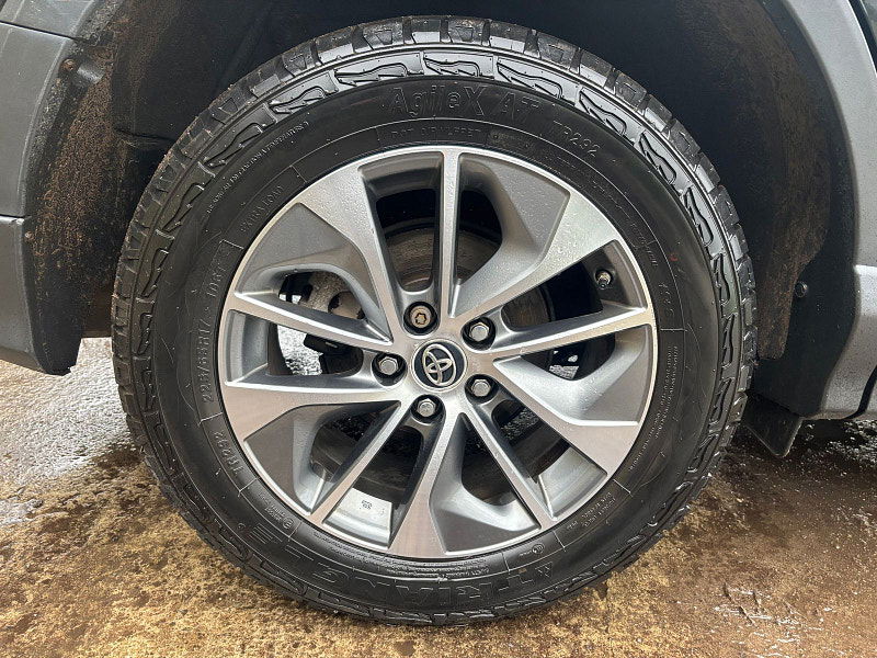 Toyota RAV4 2.5 VVT-h Icon SUV 5dr Petrol Hybrid CVT Euro 6 (s/s) (197 ps) 5dr Automatic 2026