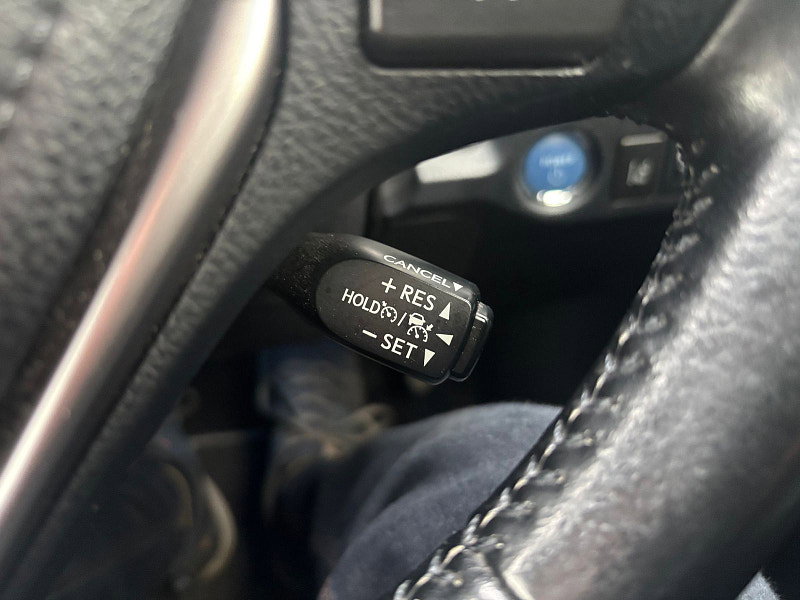 Toyota RAV4 2.5 VVT-h Icon SUV 5dr Petrol Hybrid CVT Euro 6 (s/s) (197 ps) 5dr Automatic 2026