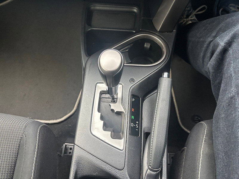 Toyota RAV4 2.5 VVT-h Icon SUV 5dr Petrol Hybrid CVT Euro 6 (s/s) (197 ps) 5dr Automatic 2026