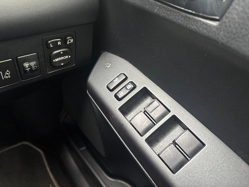 Toyota RAV4 2.5 VVT-h Icon SUV 5dr Petrol Hybrid CVT Euro 6 (s/s) (197 ps) 5dr Automatic 2026