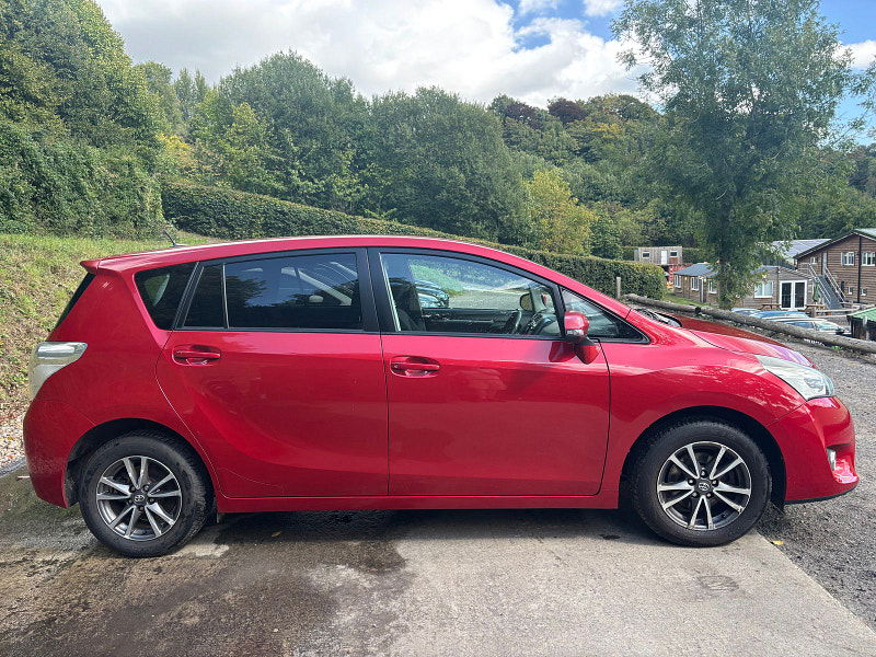 Toyota Verso 1.6 V-Matic Icon MPV 5dr Petrol Manual Euro 5 Euro 5 (132 ps) 5dr Manual 2025