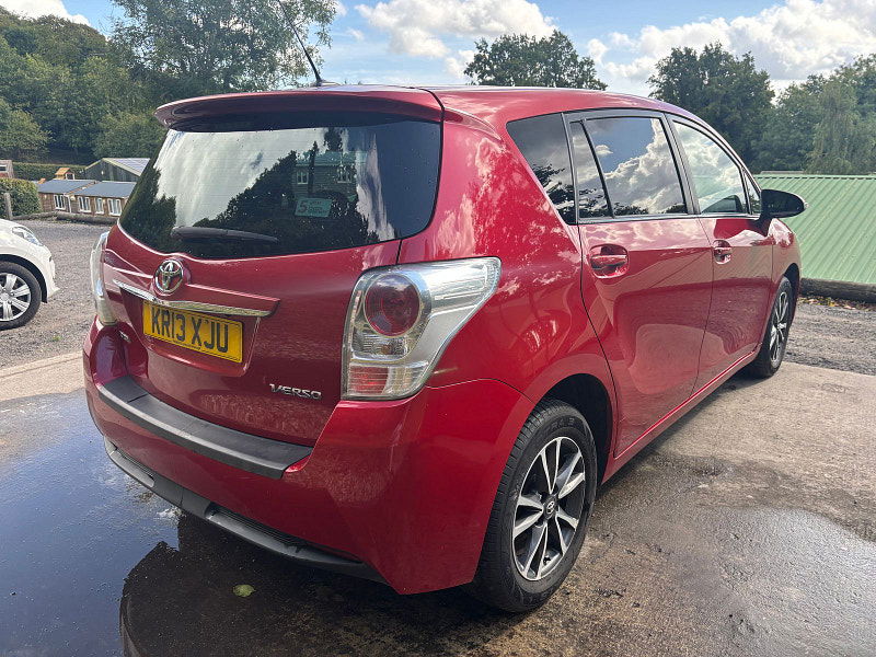 Toyota Verso 1.6 V-Matic Icon MPV 5dr Petrol Manual Euro 5 Euro 5 (132 ps) 5dr Manual 2025
