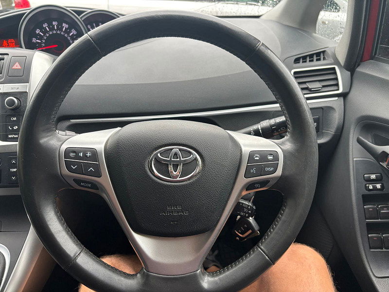Toyota Verso 1.6 V-Matic Icon MPV 5dr Petrol Manual Euro 5 Euro 5 (132 ps) 5dr Manual 2025