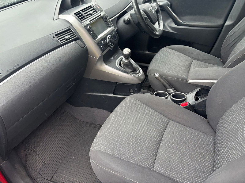 Toyota Verso 1.6 V-Matic Icon MPV 5dr Petrol Manual Euro 5 Euro 5 (132 ps) 5dr Manual 2025