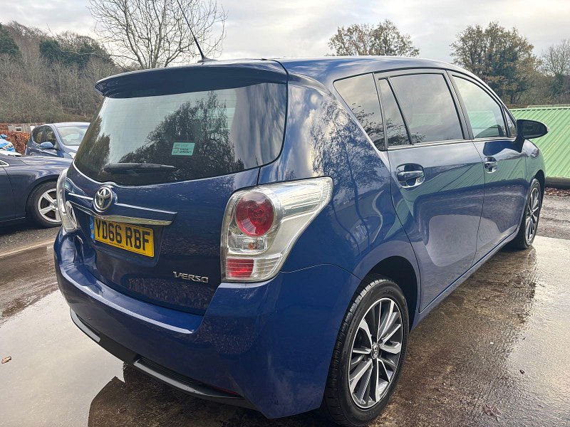 Toyota Verso 1.8 V-Matic Design MPV 5dr Petrol Multidrive S Euro 6 (7 Seat) (147 ps) 5dr Automatic 2025