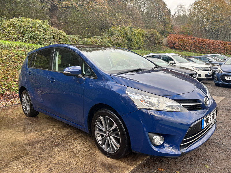 Toyota Verso 1.8 V-Matic Design MPV 5dr Petrol Multidrive S Euro 6 (7 Seat) (147 ps) 5dr Automatic 2025