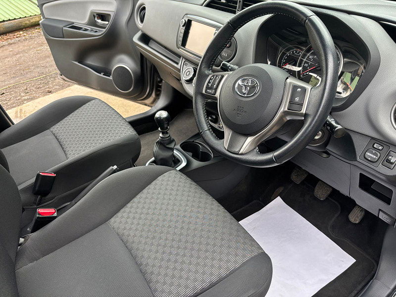 Toyota Yaris 1.33 Dual VVT-i Icon Hatchback 5dr Petrol Manual Euro 5 Euro 5 (99 ps) 5dr Manual 2026