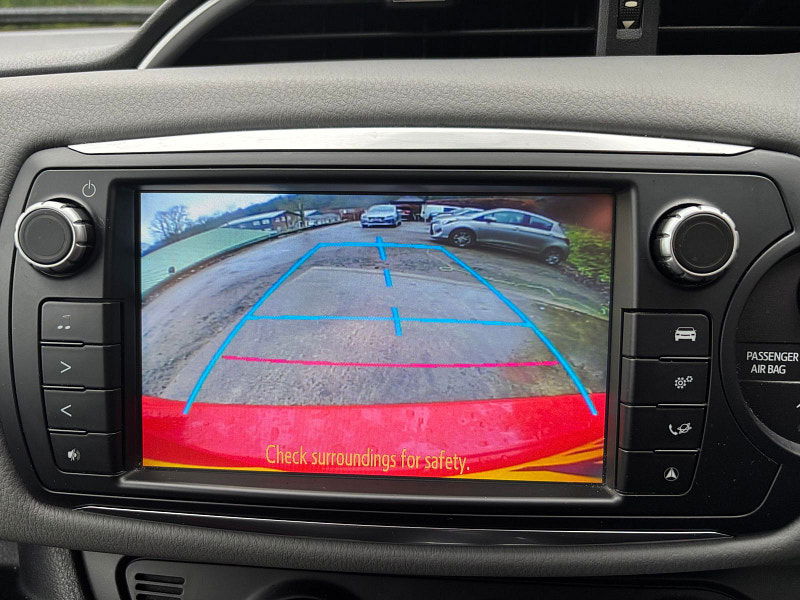 Toyota Yaris 1.33 Dual VVT-i Icon Hatchback 5dr Petrol Manual Euro 6 (99 ps) 5dr Manual 2026