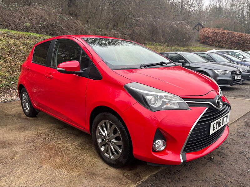 Toyota Yaris 1.33 Dual VVT-i Icon Hatchback 5dr Petrol Manual Euro 6 (99 ps) 5dr Manual 2026